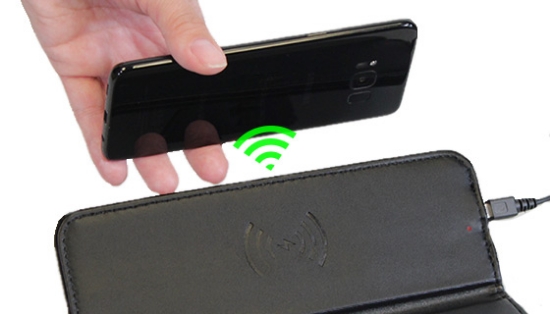 The Vistatech Wireless Charging Mouse Pad is a great way to charge your phone with no wires while at your desk.
